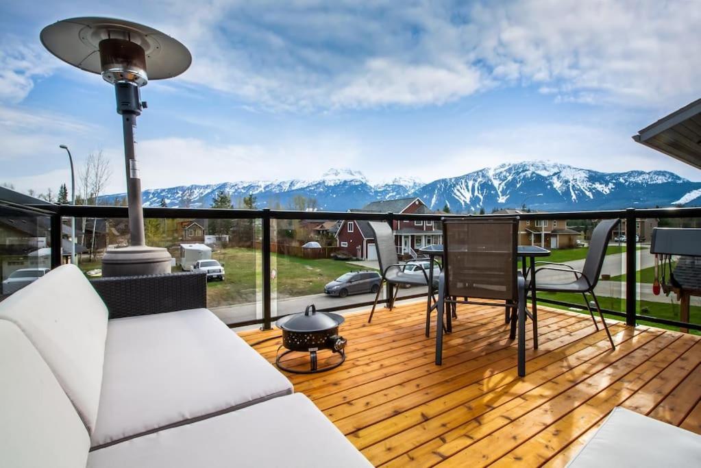 The Best 2 Bedrooms Suite In Revelstoke! 외부 사진